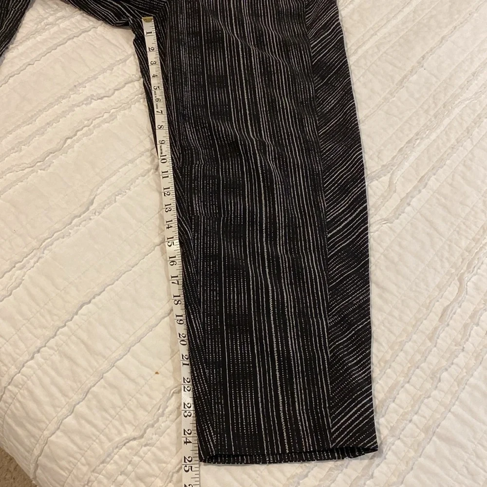 ATHLETA EUC - Picture 9 of 13